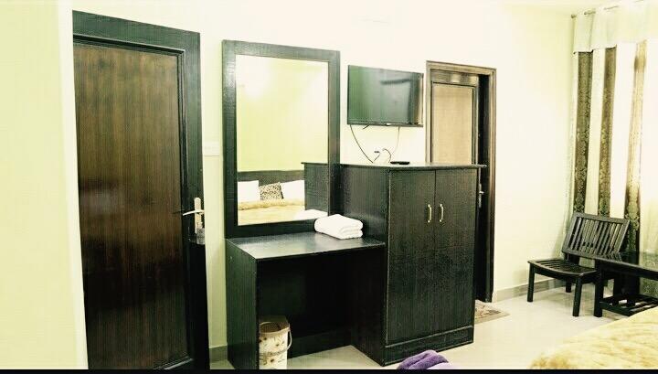 Durga Residency Hotel Katra  Ngoại thất bức ảnh